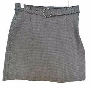 H&M Divided A- Line‎ Mini Skirt Black White Checkered Used Size 4